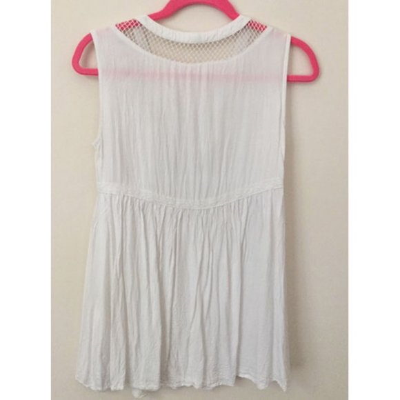 En Creme Lace Up Tunic Tank Size Small - Picture 2 of 5